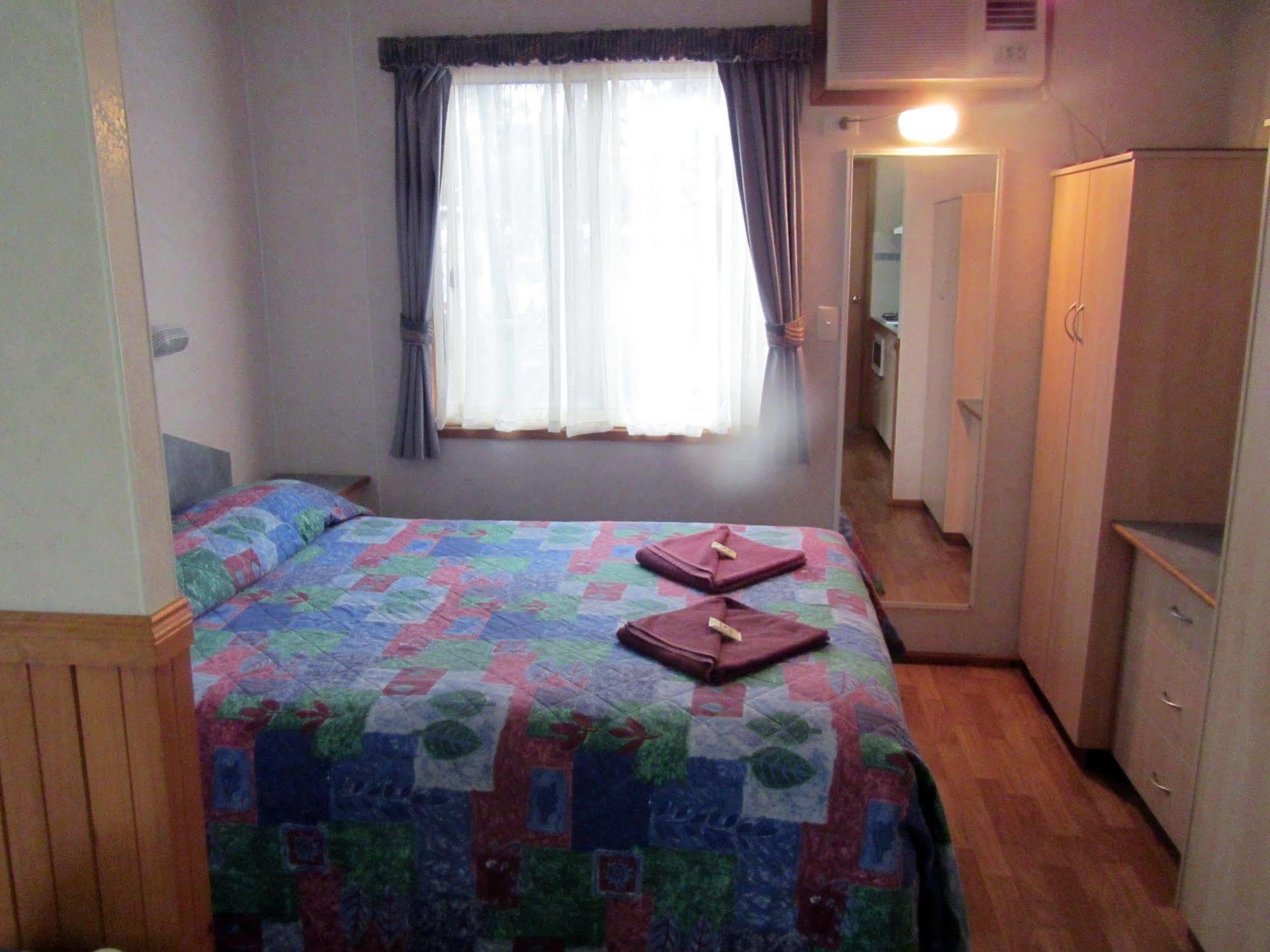 Acclaim Gateway Caravan Park Dundas Esterno foto