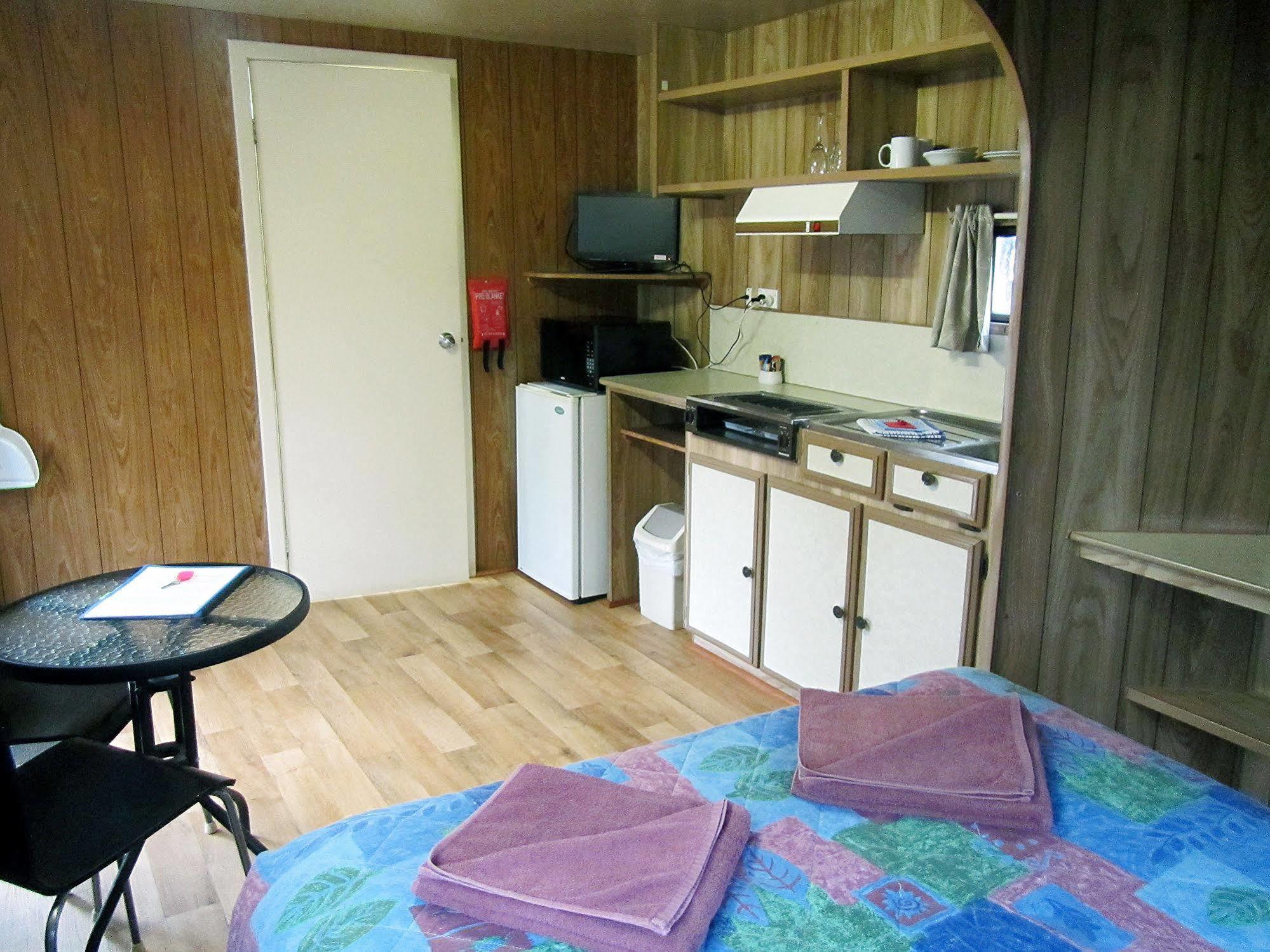 Acclaim Gateway Caravan Park Dundas Esterno foto